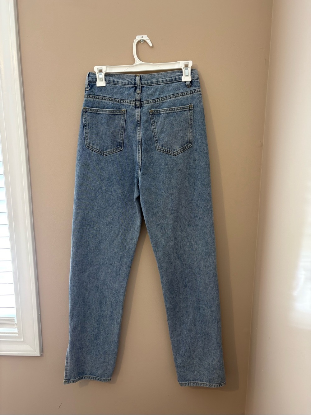 Pretty Little Thing Classic High-Rise Straight Leg Blue Jeans w/ side split Sz4 - Picture 7 of 7